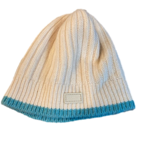 Authentic COACH IVORY AND BLUE BEANIE- WOOL, ANGORA, CASHMERE BLEND- NWT - Picture 1 of 4